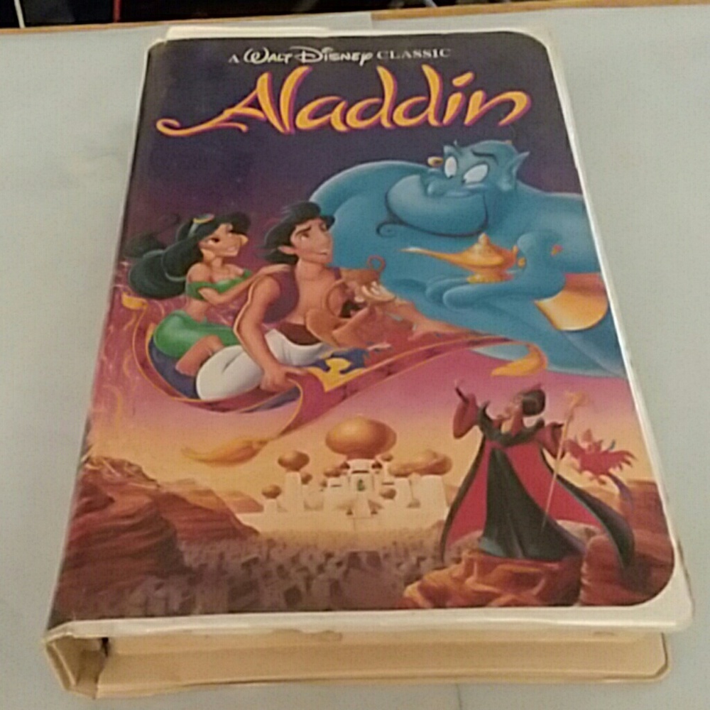 Walt Disney CLASSIC Aladdin Movie VHS 1662)